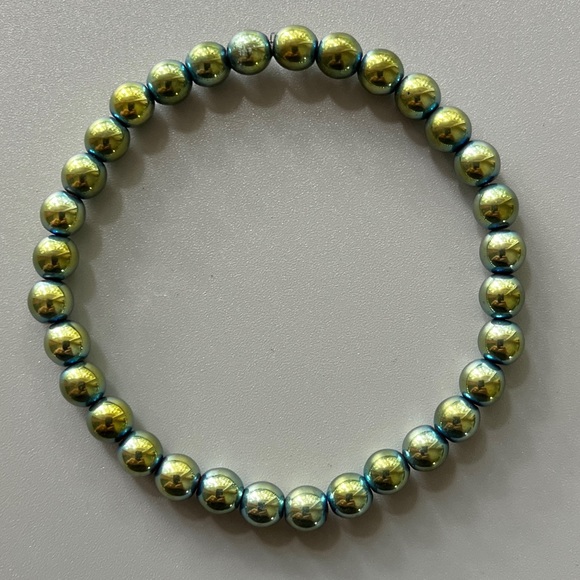 Green Blue Hematite Handcrafted Bead Bracelet - Picture 3 of 5